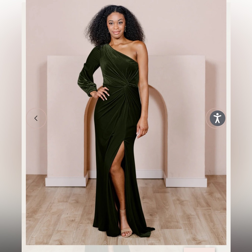 Revelry bridesmaid dress - Aurora Olive velvet sz 6